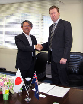 Komatsu Signing Ceremony - Mr Hidetaka Kita, Komatsu Ltd and Mr Peter Salfinger